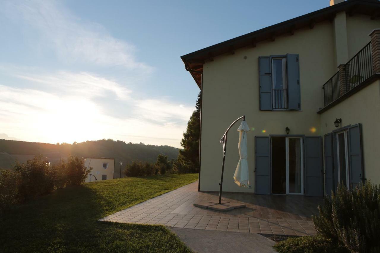 Agriturismo Terra Dei Falchi Castilenti Exteriér fotografie