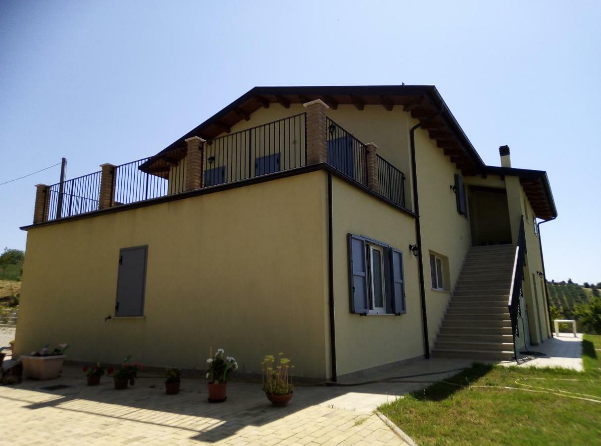 Agriturismo Terra Dei Falchi Castilenti Exteriér fotografie